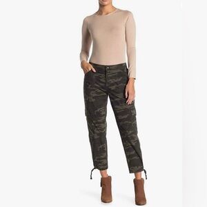 Sanctuary Camouflage Crop Cargos Size 28